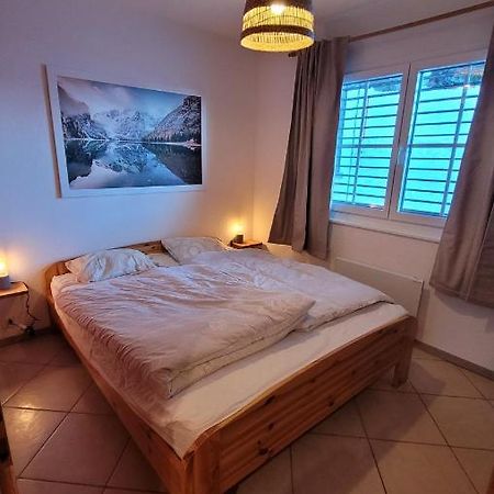 Appartement Avec Terrasse Ensoleillee Gruyeres Eksteriør billede